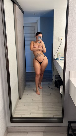 Gigi Torres Blahgigi Nude OnlyFans Photos #4