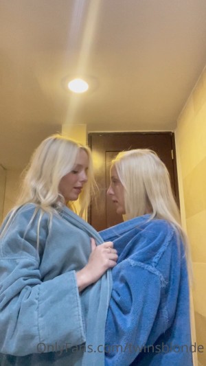 Onlytwinz Shorek twins Twinsblonde Nude OnlyFans Video #2