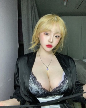 Sejinming Nude OnlyFans Photos #19