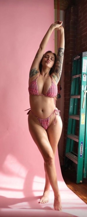 Alyssa Barbara Nude OnlyFans Photos #15