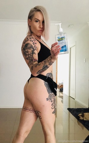 Bec Rawlings Nude OnlyFans Photos #4