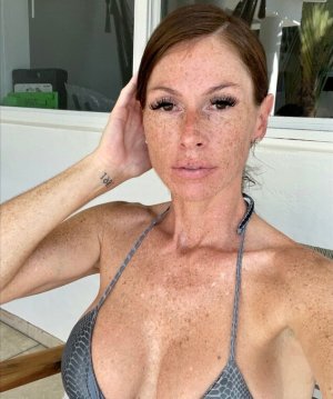 FreckledMommi Nude OnlyFans Photos #4