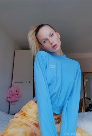 ellaa91 Nude OnlyFans Photos #2