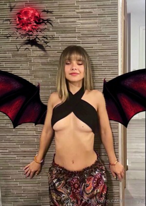 Lia Noya lianiiiya Nude OnlyFans Photos #7